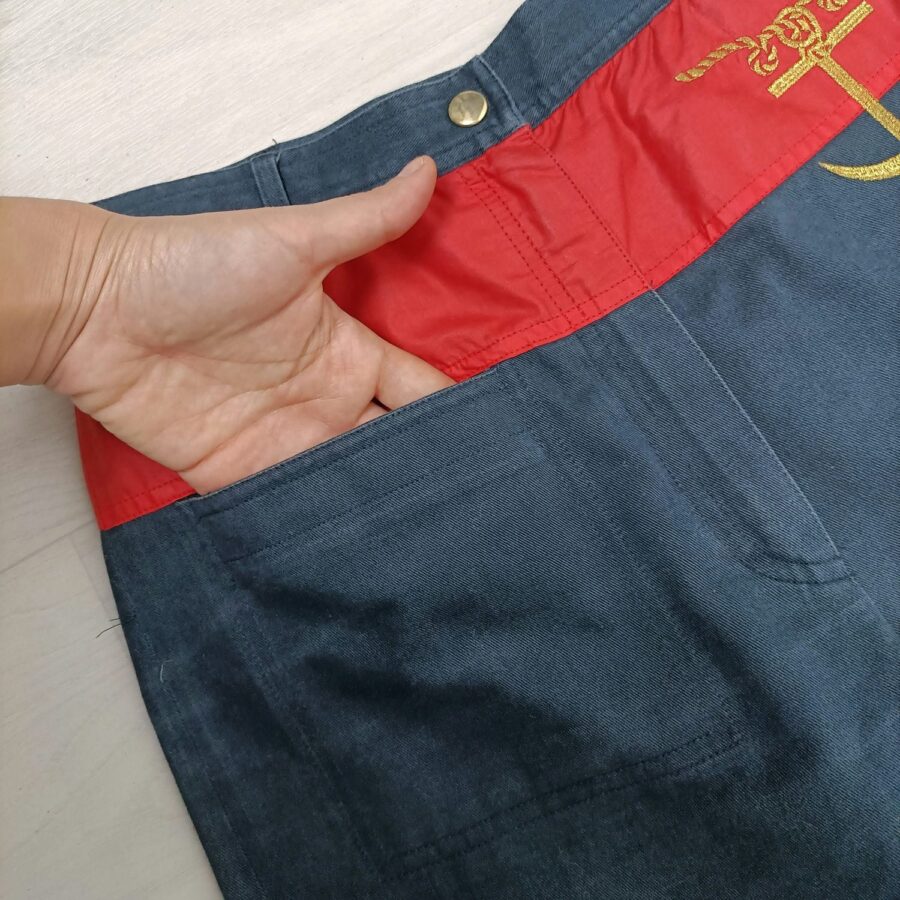 vintage navy short pants