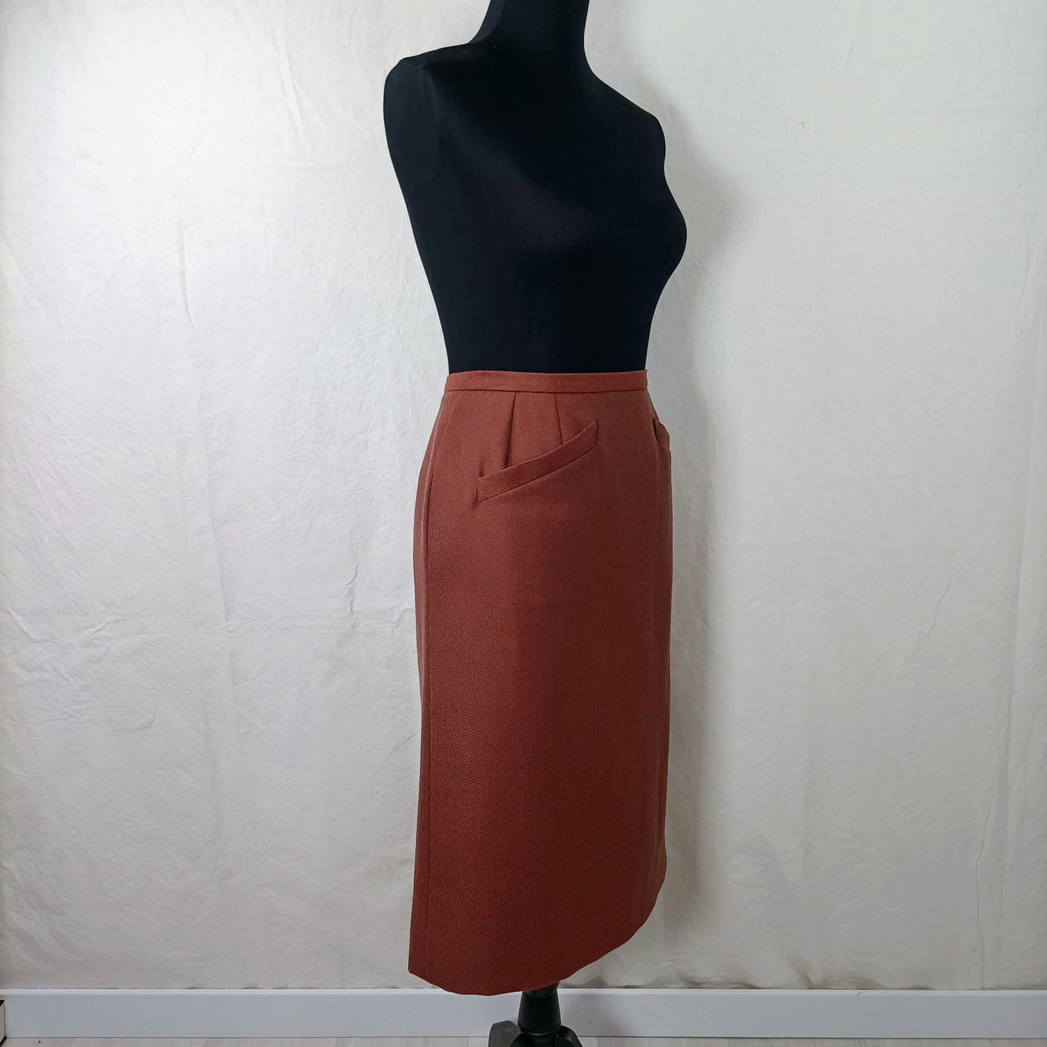 brick red skirt vintage 70s