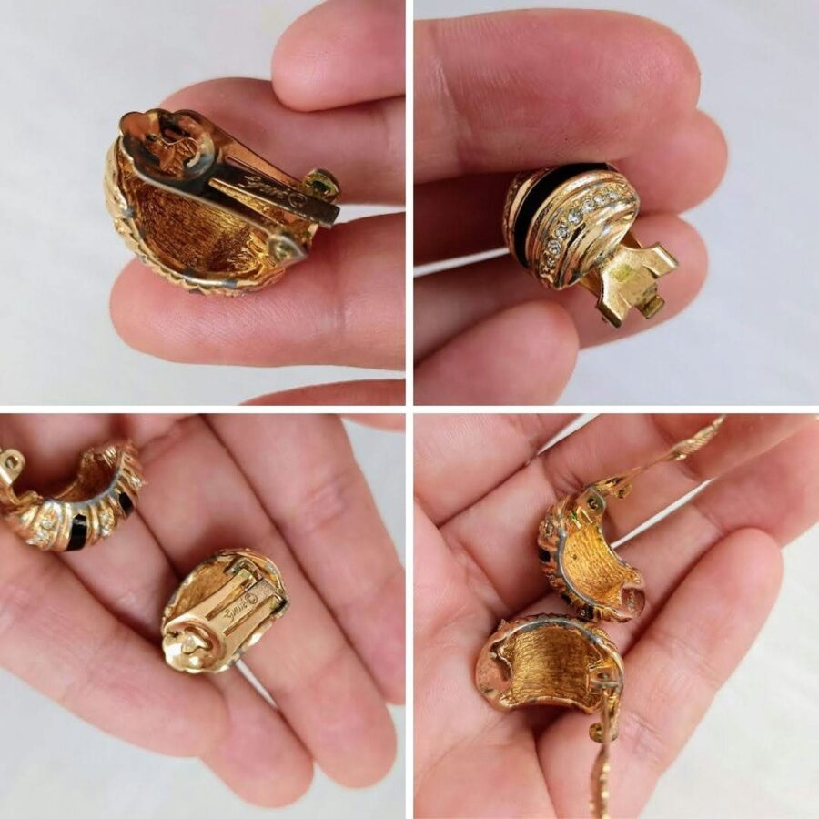 orecchini in metallo dorato