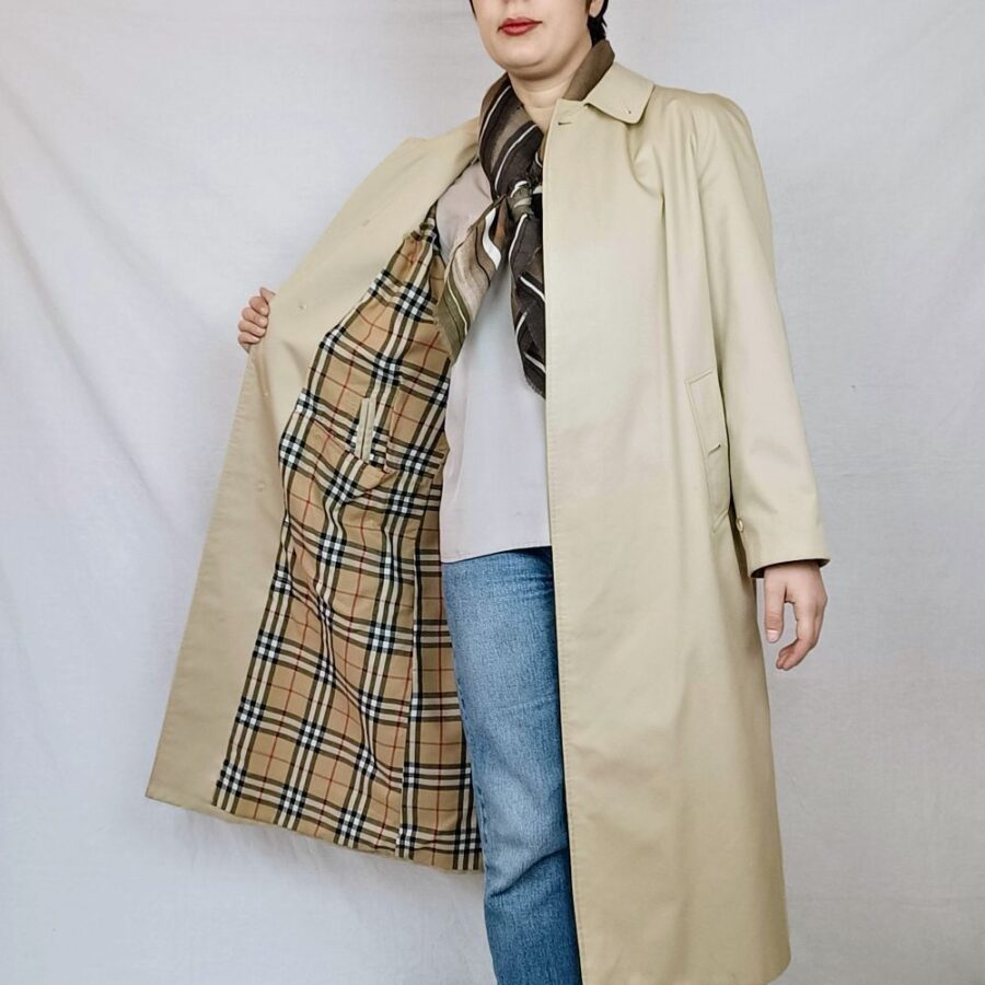 vintag etrench coat burberrys