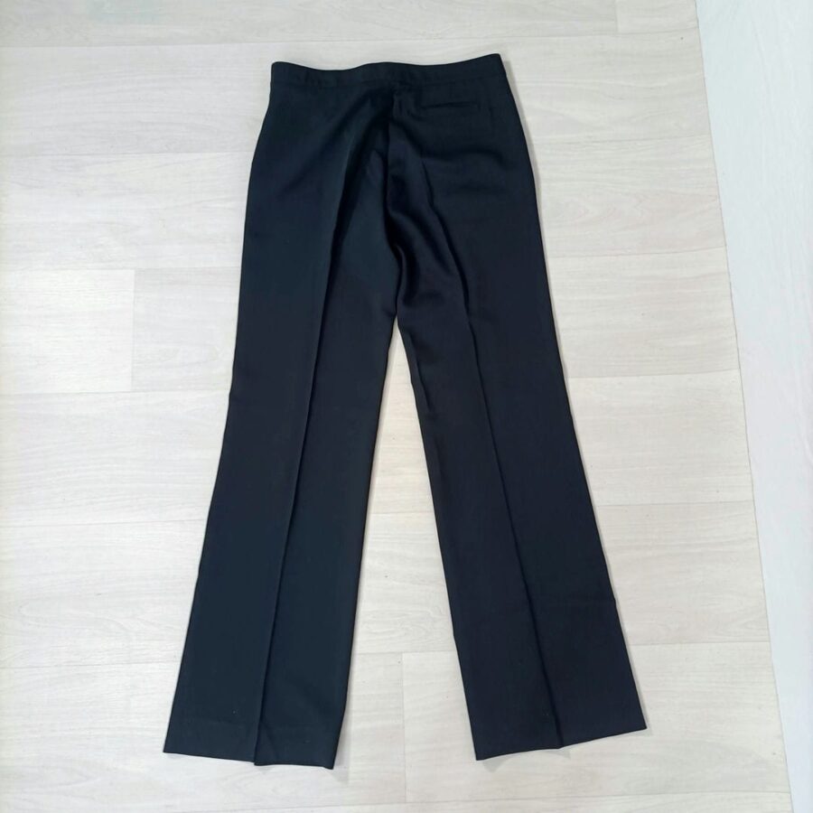 black trousers outfit