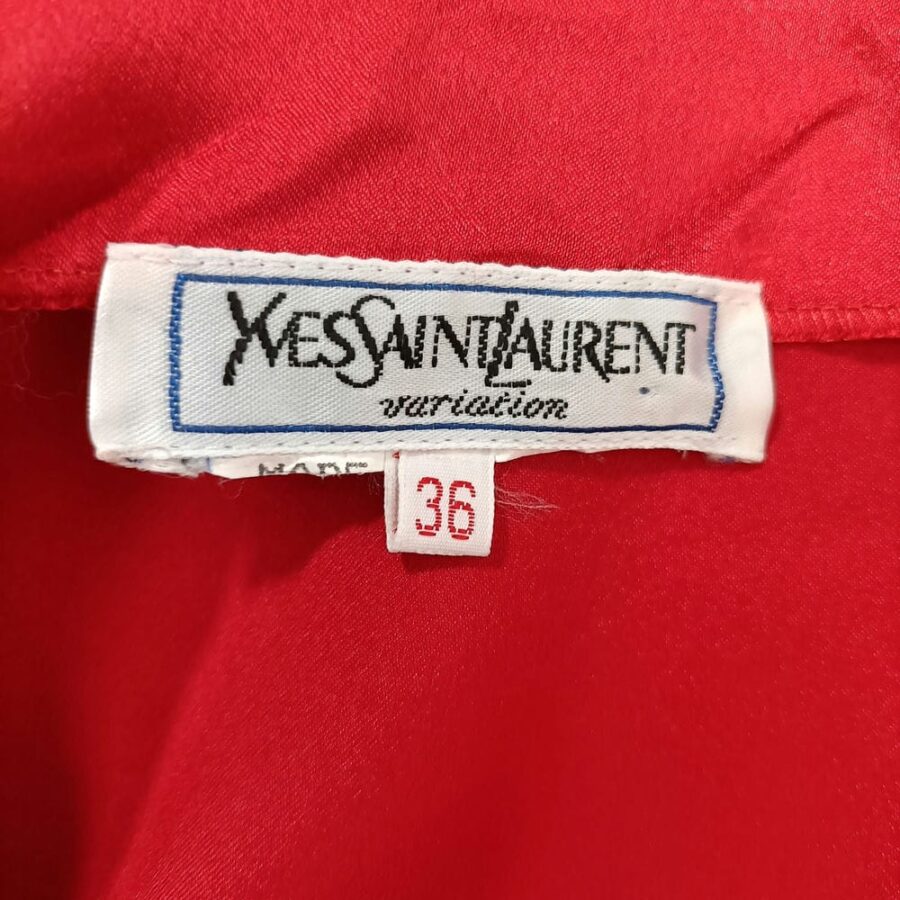 Camicia con fusciacca rossa in seta YSL