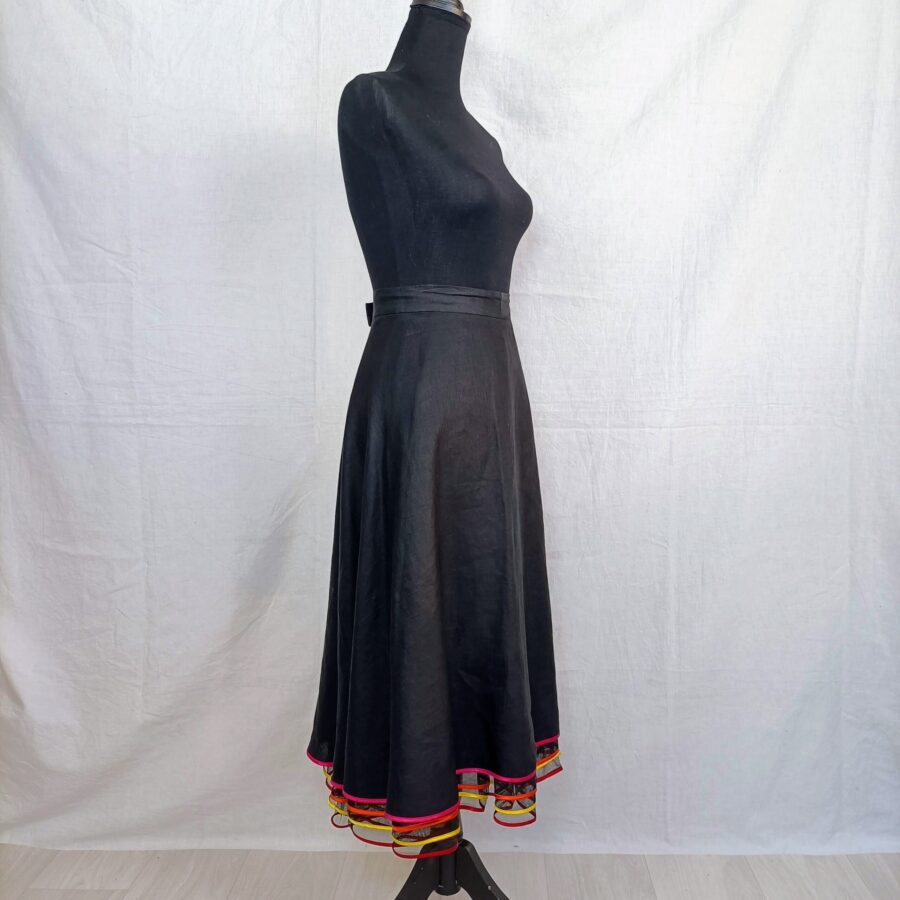 linen black skirt