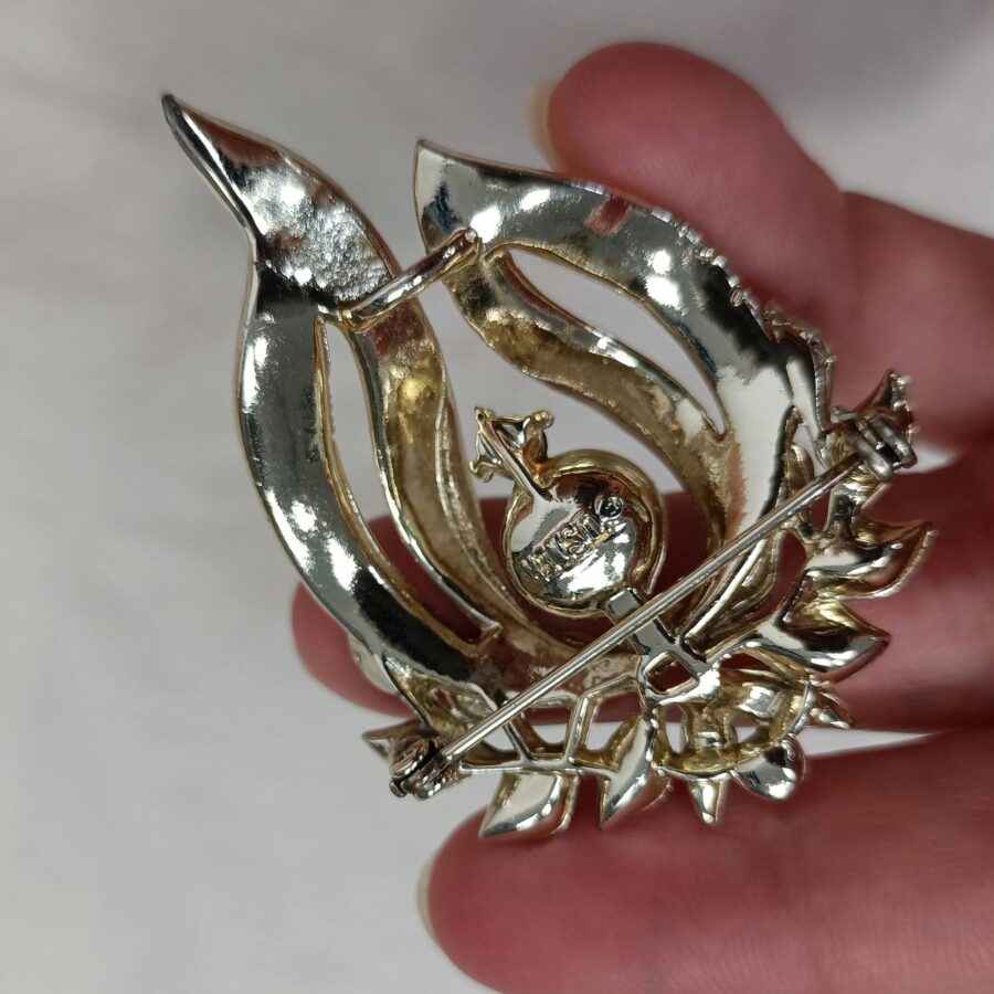 vintage brooch lisner