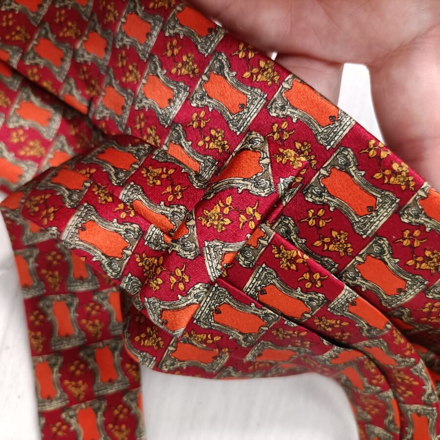 red vintage tie