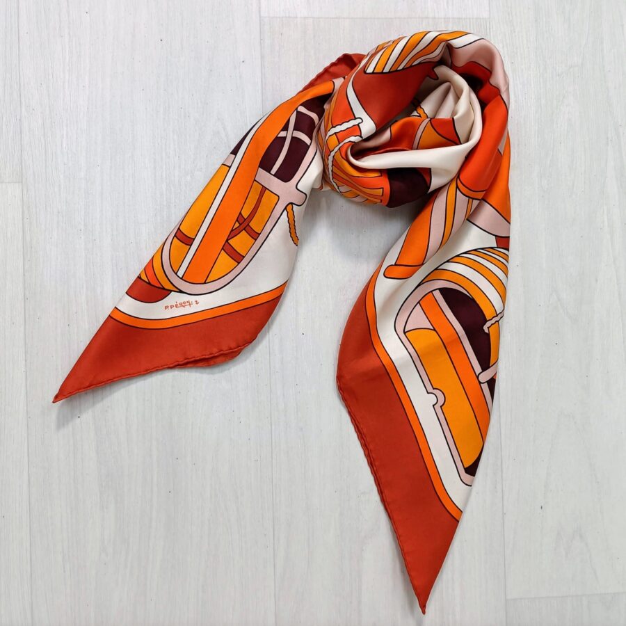 Thalassa Hermes foulard arancione con barche 1973