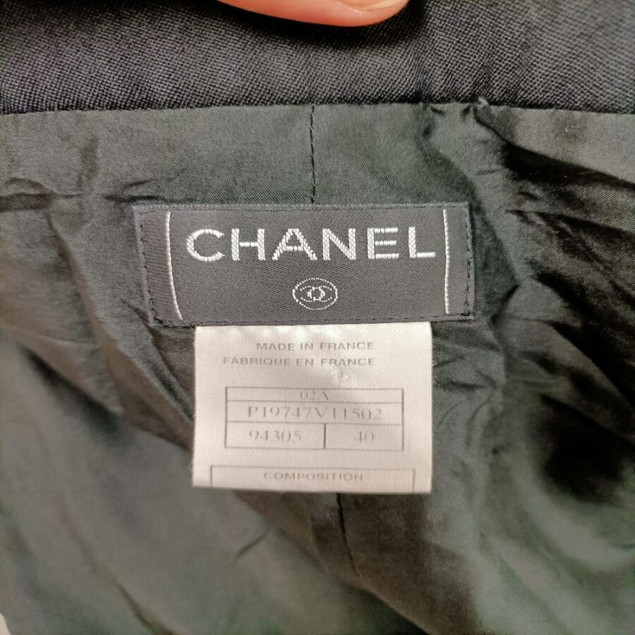 Tailleur pantalone nero Chanel anni 2000